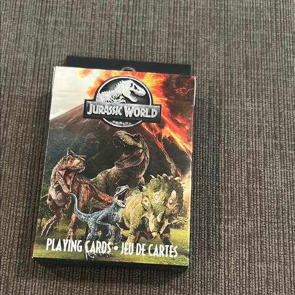 Jurassic World Playing Cards NEW - Picture 1 of 3